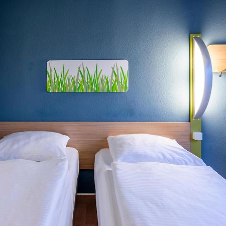 B&B Hotel Giessen-Linden Linden  المظهر الخارجي الصورة